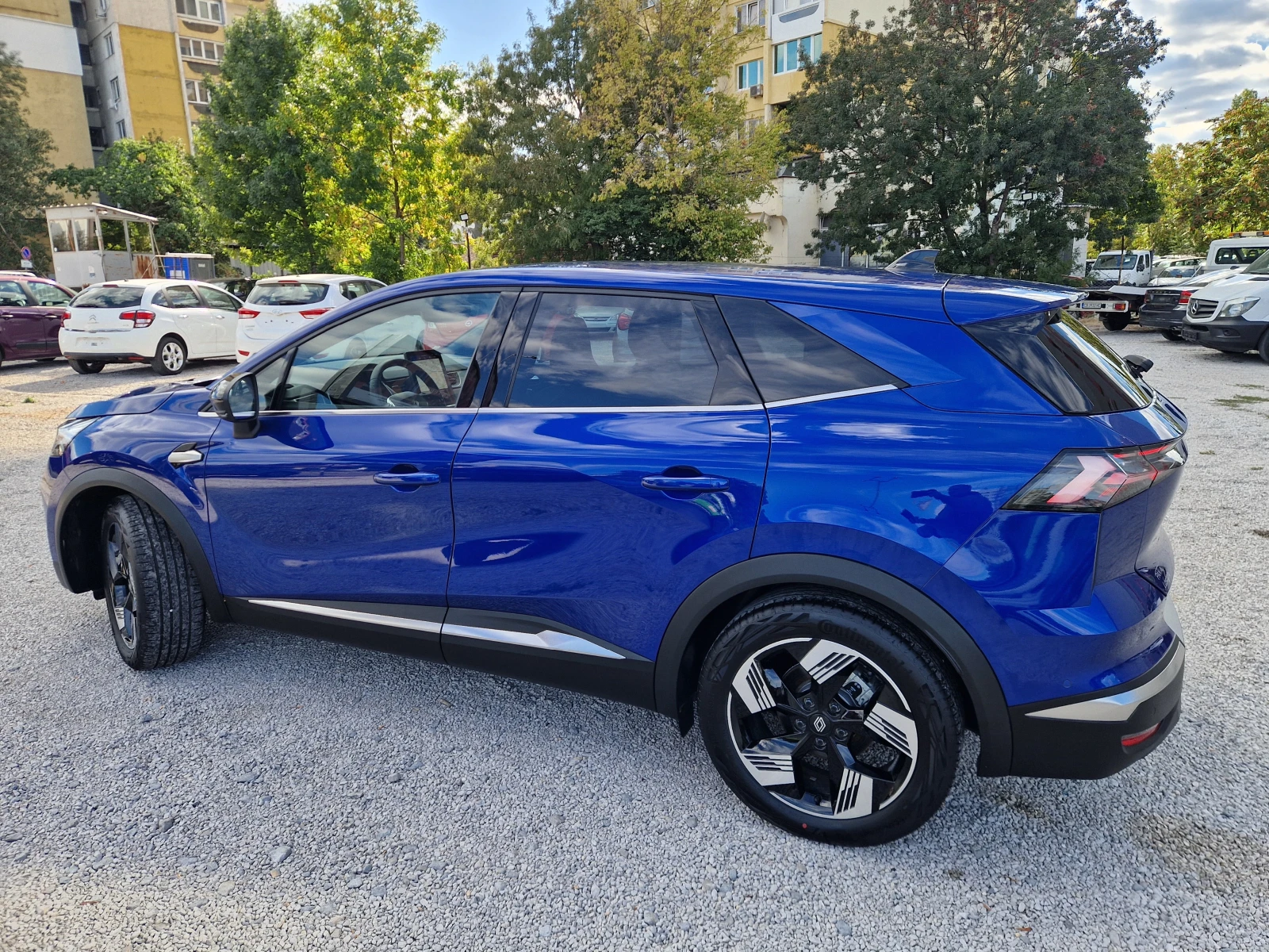 Renault Symbioz 1.6i Hybrid/2500km!!!!, снимка 8 - Автомобили и джипове - 56208263