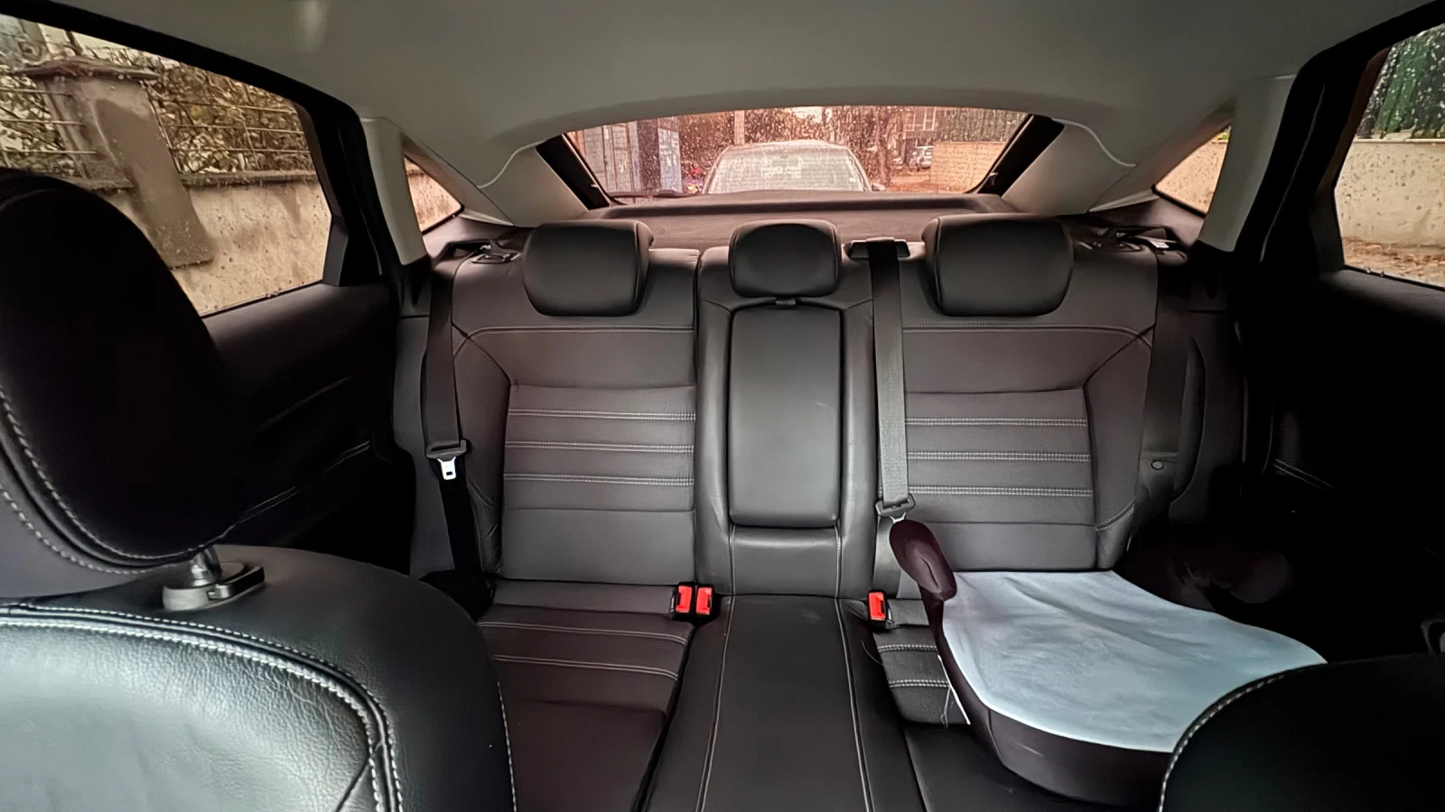 Ford Mondeo 2.3 Duratec 137000 км , снимка 14 - Автомобили и джипове - 56750334