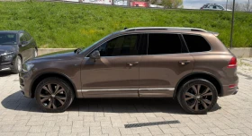 VW Touareg 4.2 tdi 340hp панорама dynadio Rline, снимка 2