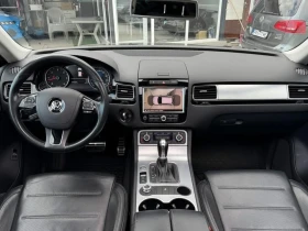 VW Touareg 4.2 tdi 340hp панорама dynadio Rline, снимка 13