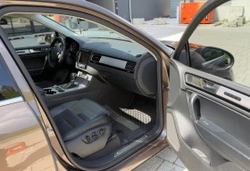 VW Touareg 4.2 tdi 340hp панорама dynadio Rline, снимка 6