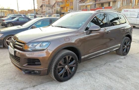 VW Touareg 4.2 tdi 340hp панорама dynadio Rline, снимка 17