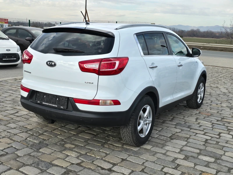 Kia Sportage 2.0CRDI 4x4 КОЖА KEYLESS ЕВРО 5, снимка 6 - Автомобили и джипове - 48867274