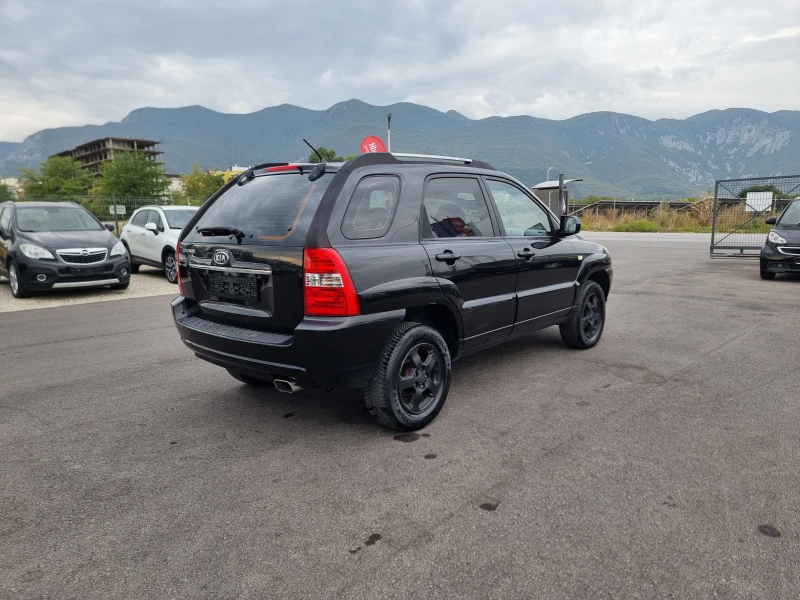 Kia Sportage 2.0I, снимка 7 - Автомобили и джипове - 51688766