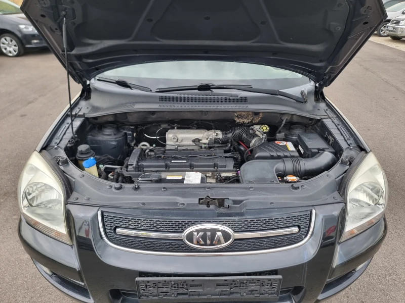 Kia Sportage 2.0I, снимка 16 - Автомобили и джипове - 51688766