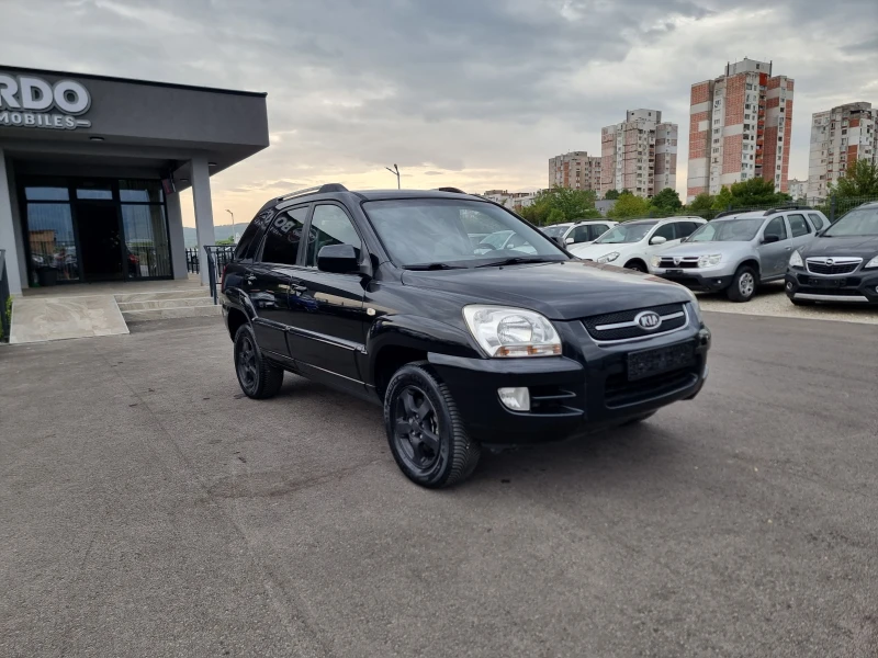 Kia Sportage 2.0I, снимка 8 - Автомобили и джипове - 51688766