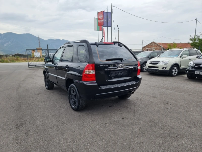 Kia Sportage 2.0I, снимка 5 - Автомобили и джипове - 51688766
