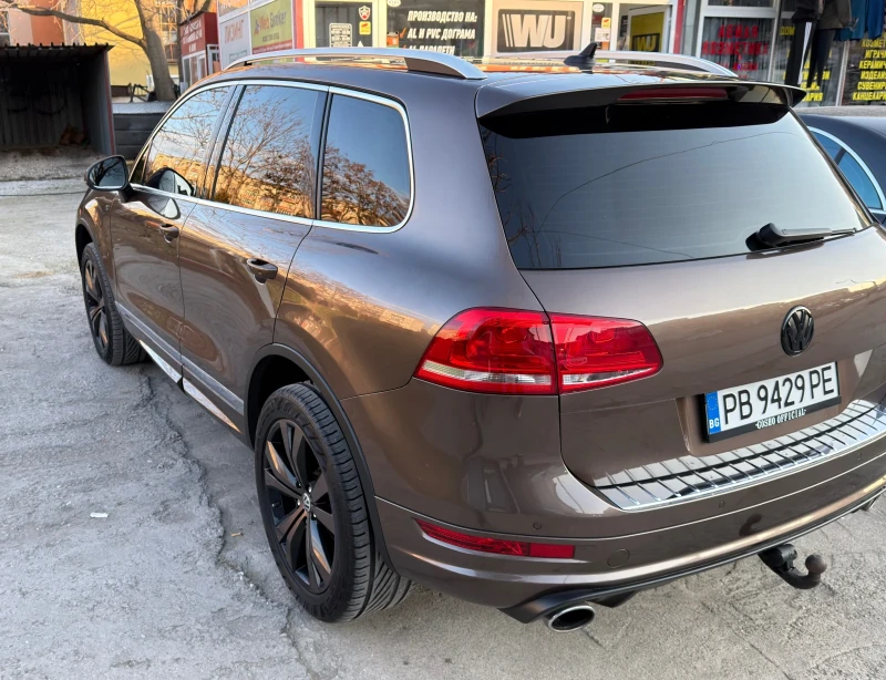 VW Touareg 4.2 tdi 340hp панорама dynadio, снимка 4 - Автомобили и джипове - 53277843