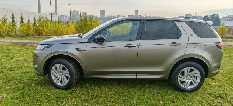 Land Rover Discovery Sport P300e R-DINAMIC, снимка 3 - Автомобили и джипове - 52739649