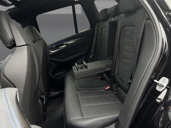 BMW X3 30i xDrive = M-Sport = Shadow Line Гаранция - изображение 9