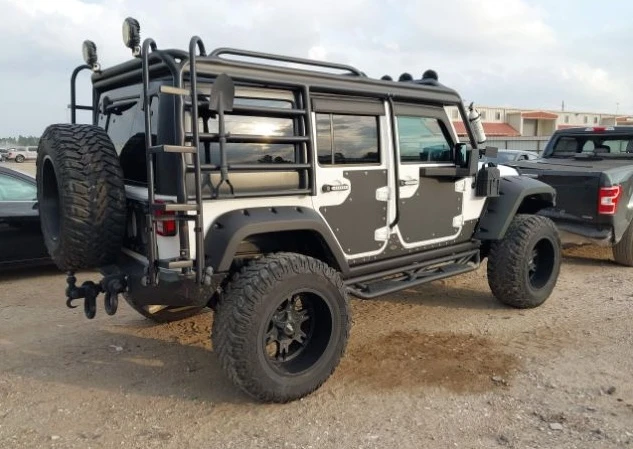 Jeep Wrangler 2018 JEEP WRANGLER JK UNLIMITED SPORT S 4X4, снимка 4 - Автомобили и джипове - 53465586