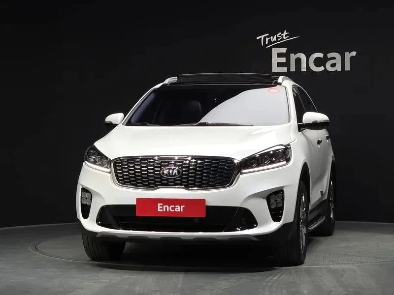 Kia Sorento, снимка 3 - Автомобили и джипове - 56737328