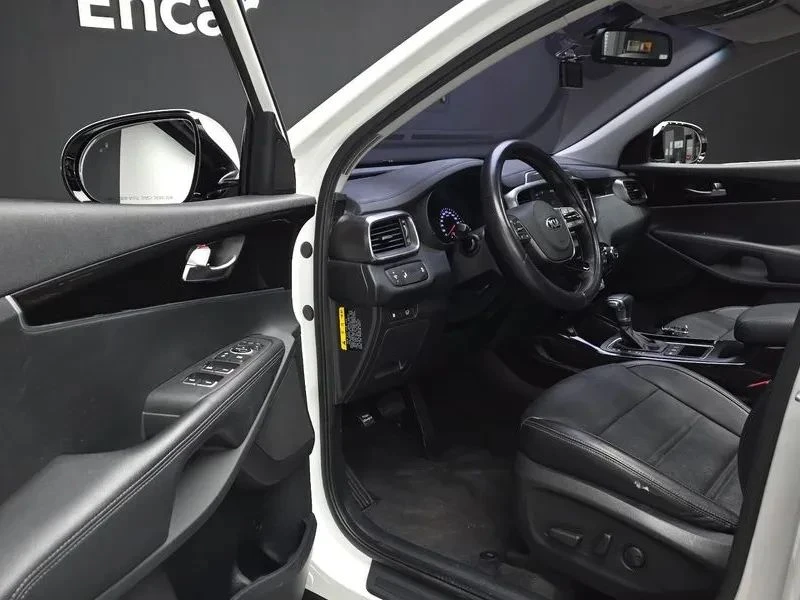 Kia Sorento, снимка 10 - Автомобили и джипове - 56737328