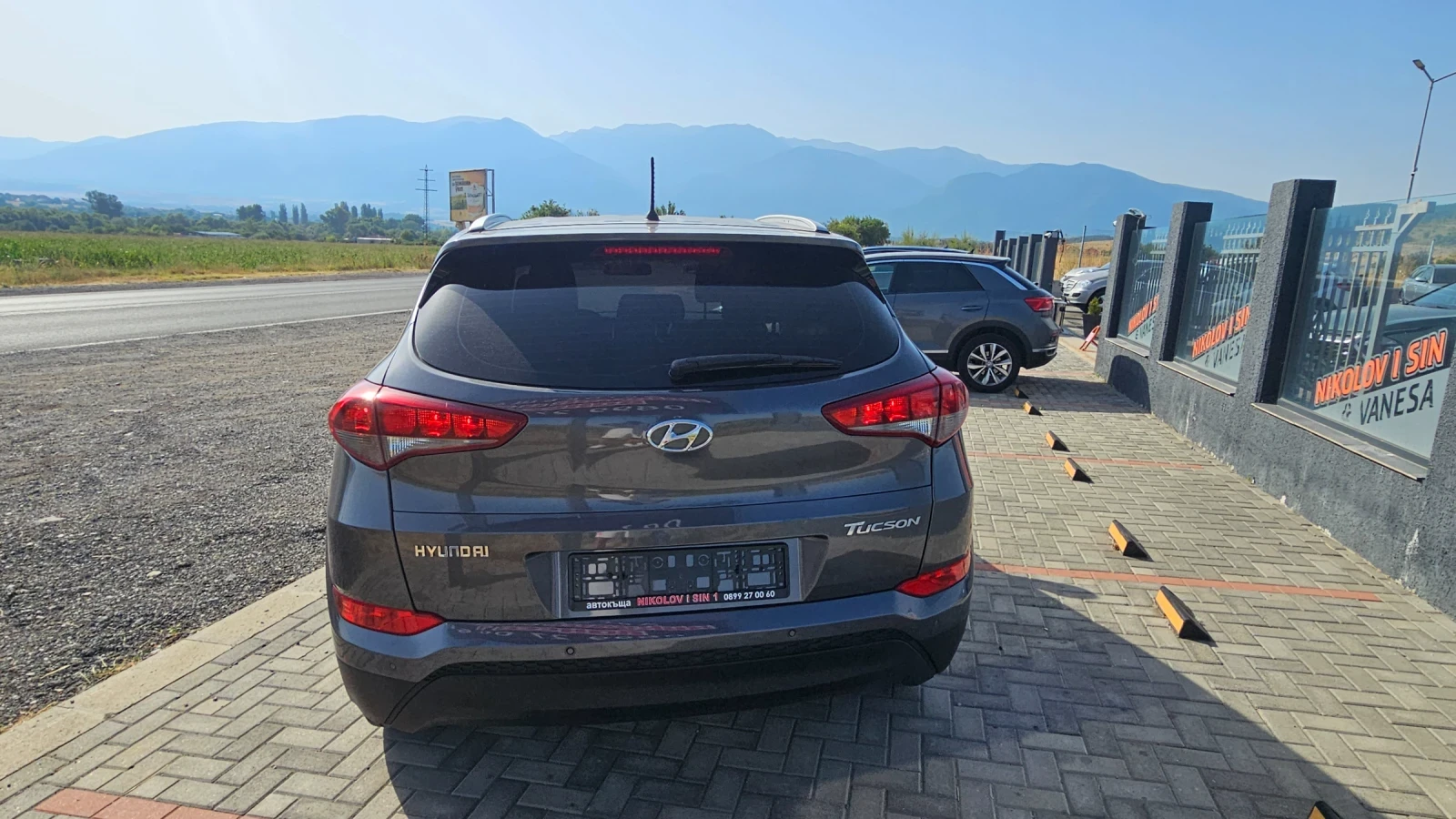 Hyundai Tucson 1.7CRDI-NAVI -180.000km - изображение 3