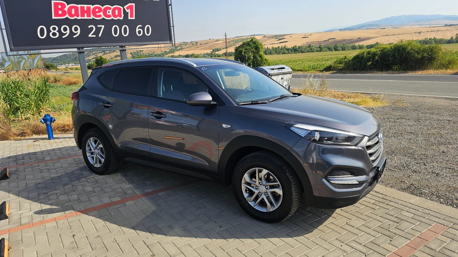 Hyundai Tucson 1.7CRDI-NAVI -180.000km - изображение 2