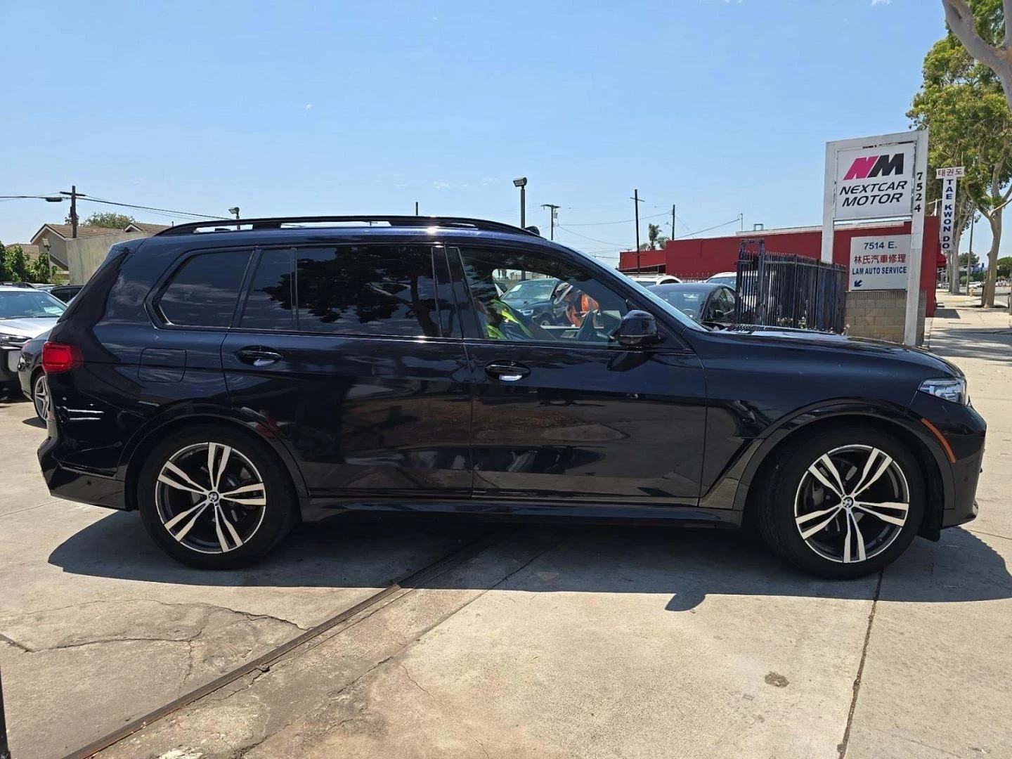 BMW X7 ОЧАКВАН ВНОС* ЛИЗИНГ* СЕРВИЗНА ИСТОРИЯ* 40i* FULL* - изображение 4