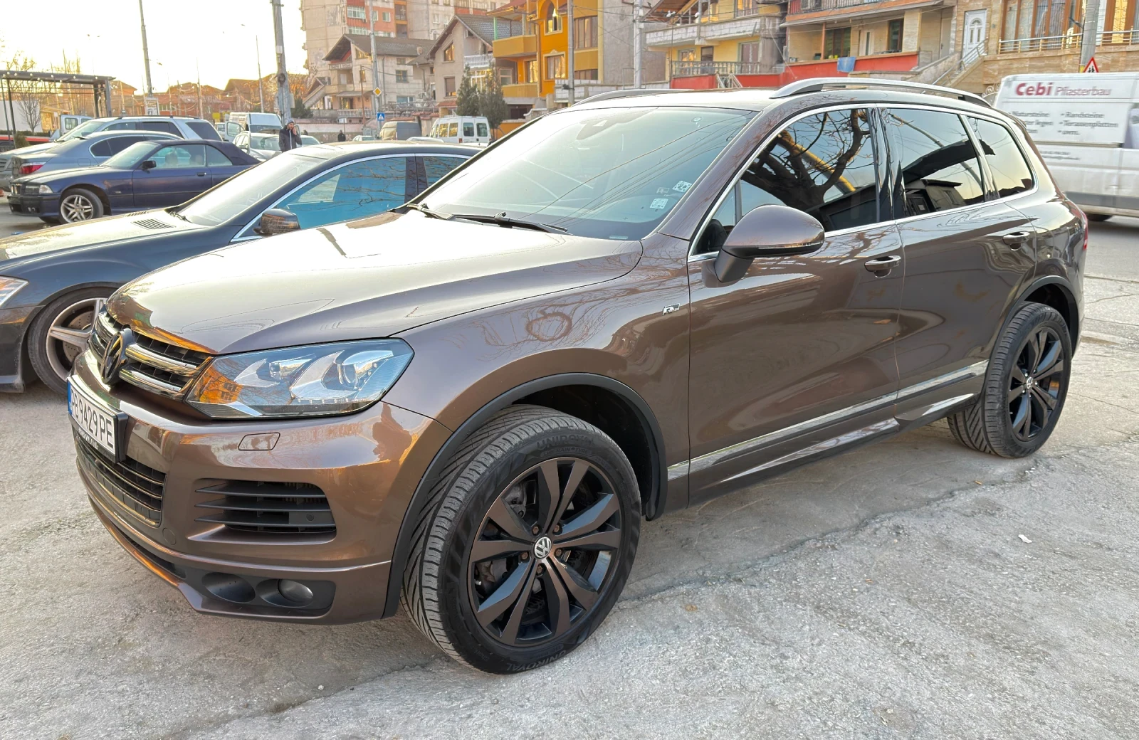 VW Touareg 4.2 tdi 340hp панорама dynadio Rline, снимка 17 - Автомобили и джипове - 53277843