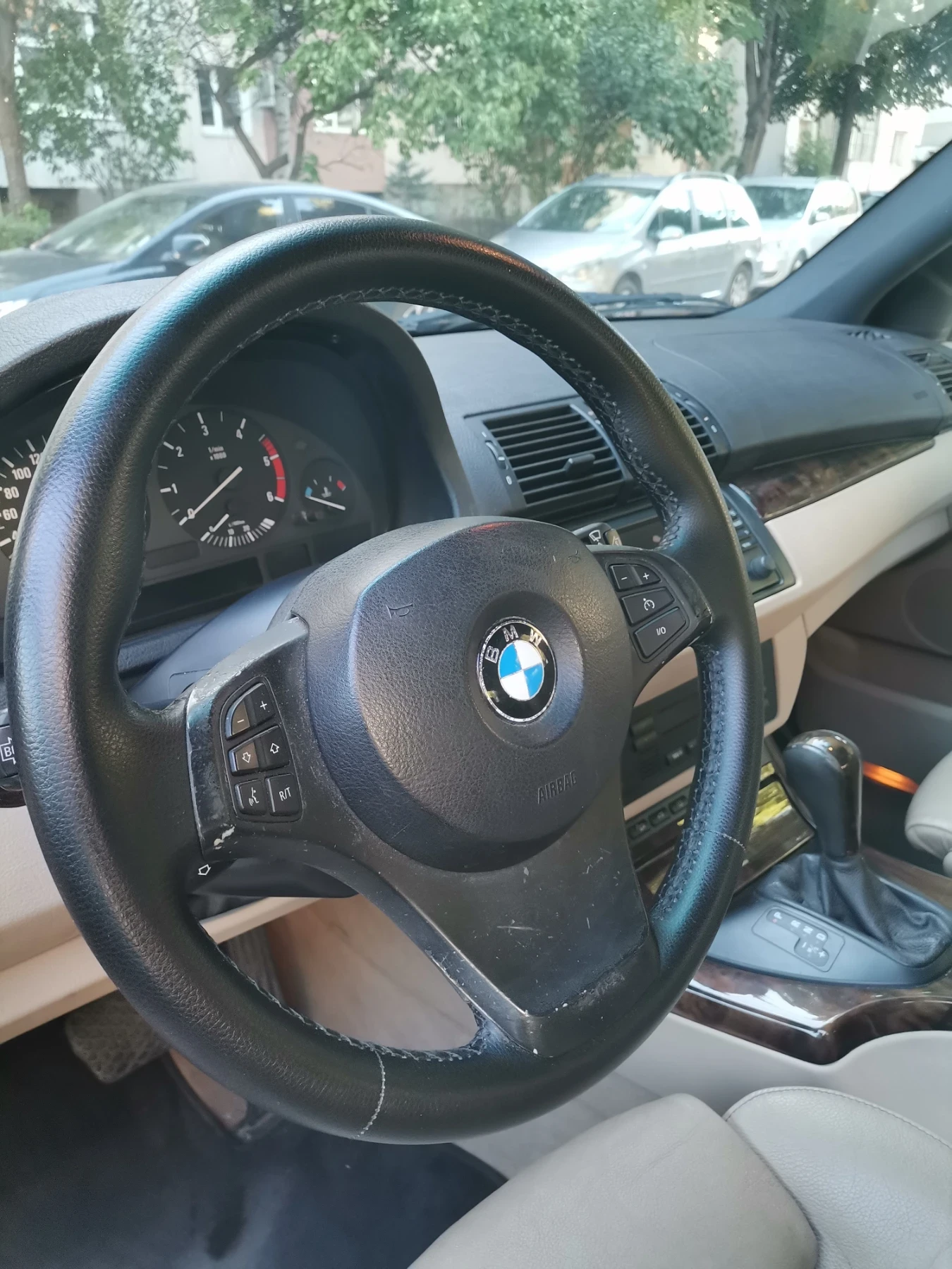 BMW X5  - изображение 5