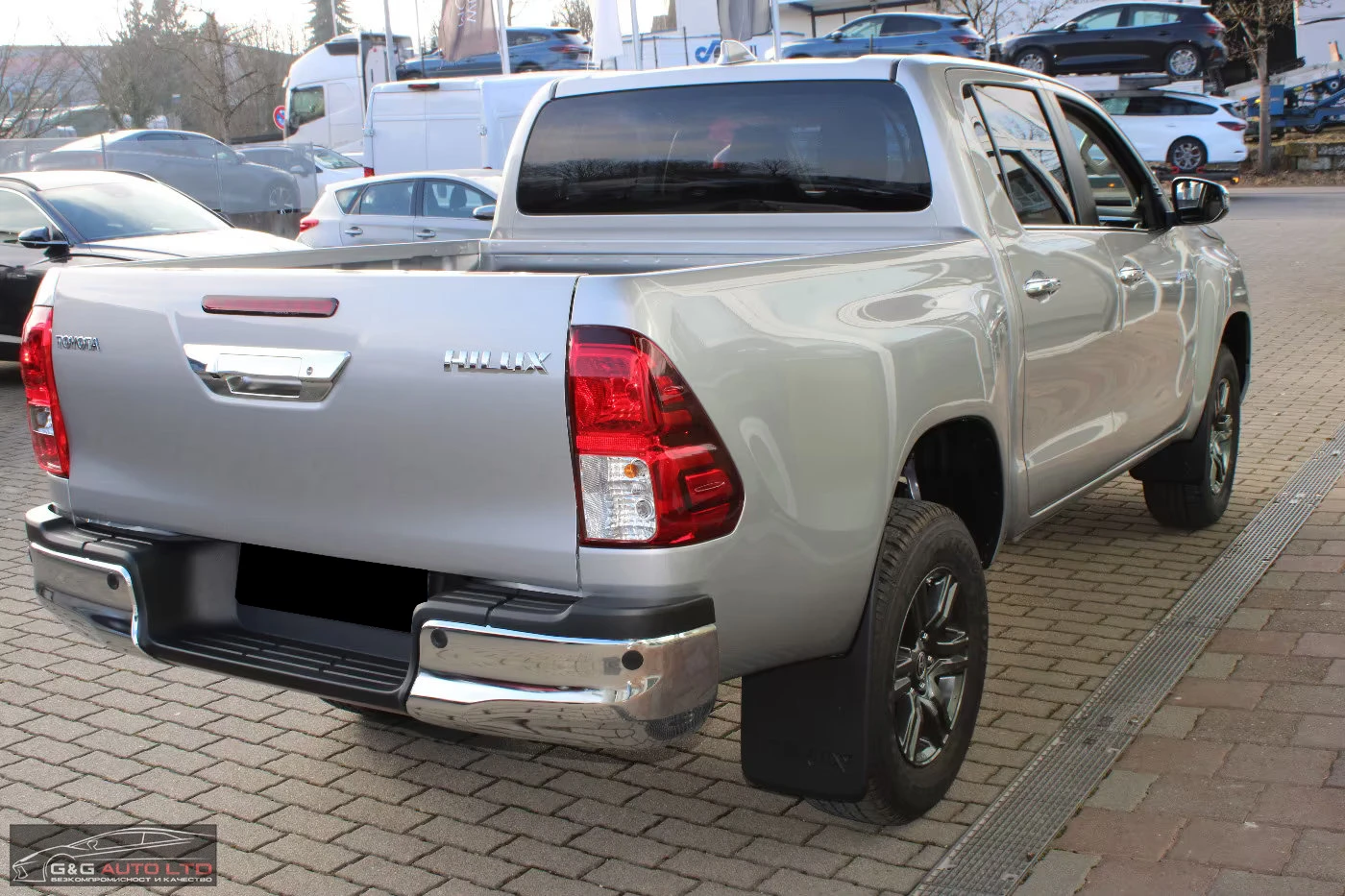 Toyota Hilux 2.4d/151HP/COMFORT/4X4/AHK/ACC/NAVI/KLESS/610g - изображение 4