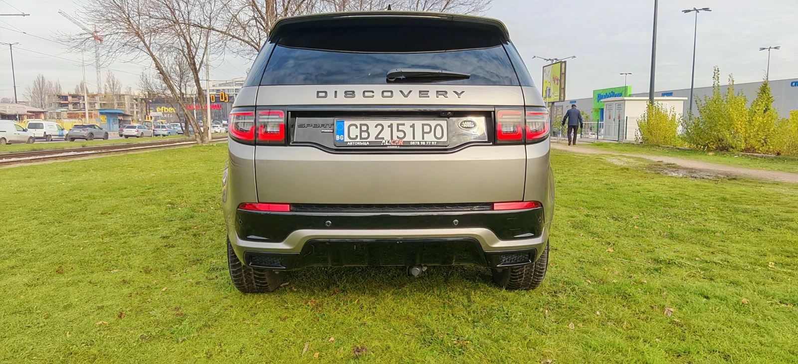 Land Rover Discovery Sport P300e R-DINAMIC, снимка 4 - Автомобили и джипове - 52739649
