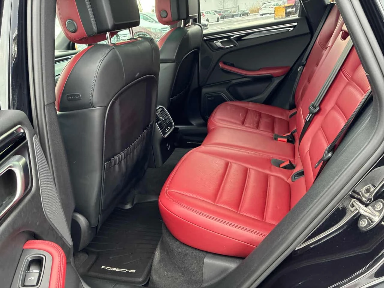 Porsche Macan  S  / MATRIX / CAMERA / BOSE , снимка 13 - Автомобили и джипове - 53868459