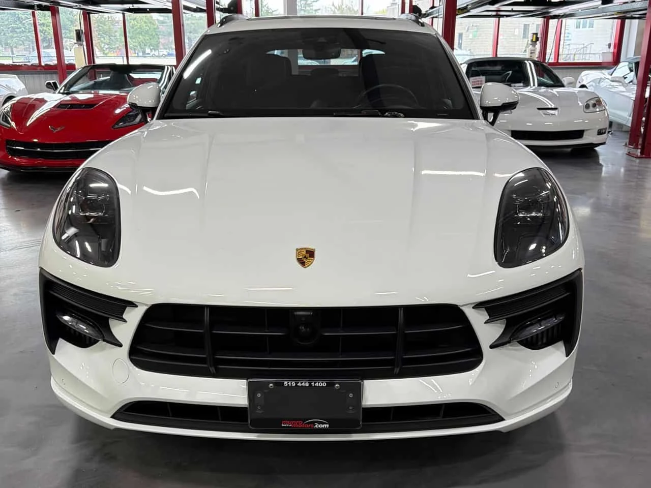 Porsche Macan GTS/ОБДУХВАНЕ/ПАНОРАМА/ДИСТРОНИК/360 КАМЕРИ, снимка 2 - Автомобили и джипове - 54360329