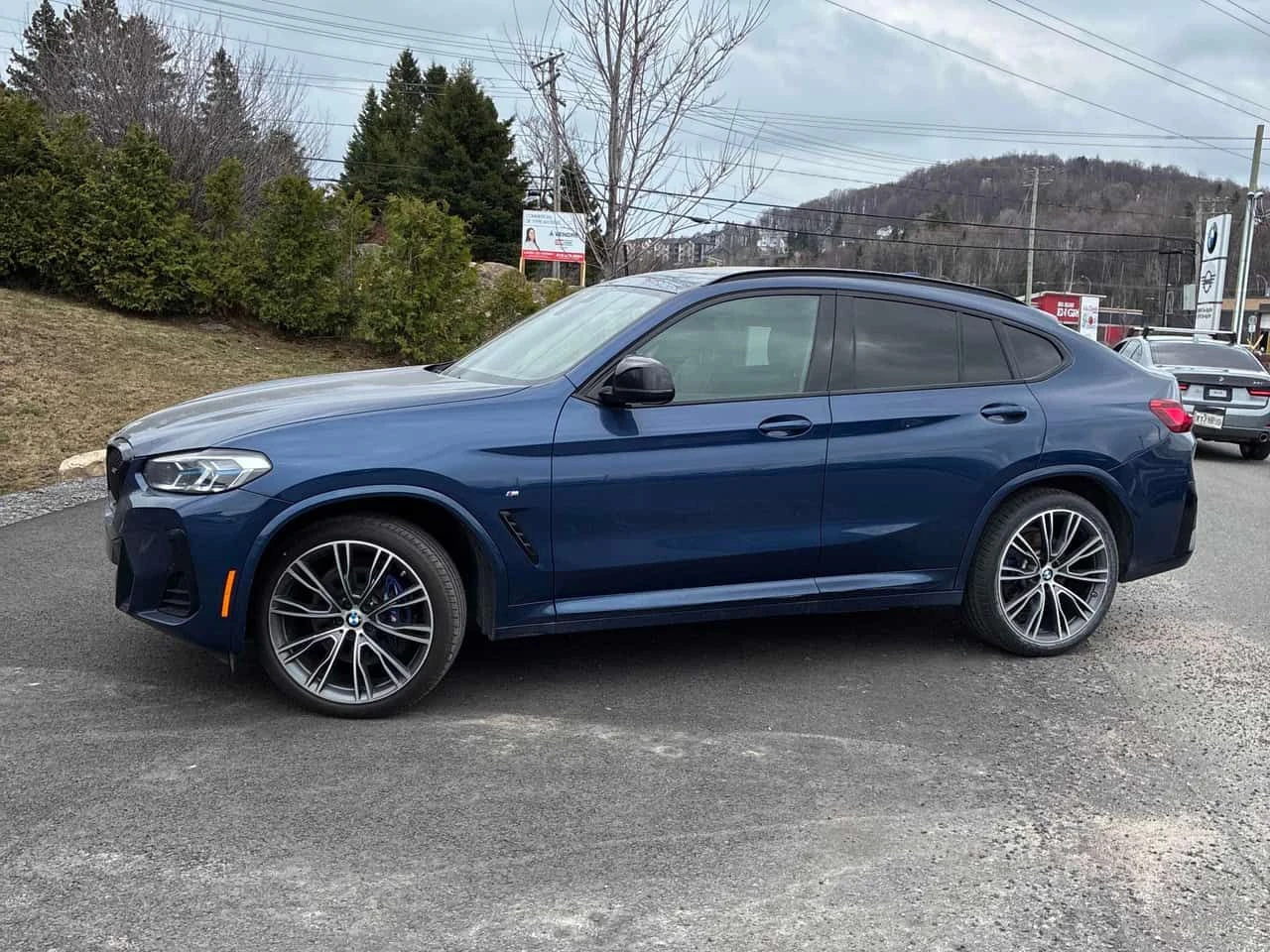 BMW X4  | M40i | RED INT | ПАНОРАМА | ПОДГРЕВИ | , снимка 2 - Автомобили и джипове - 54368289