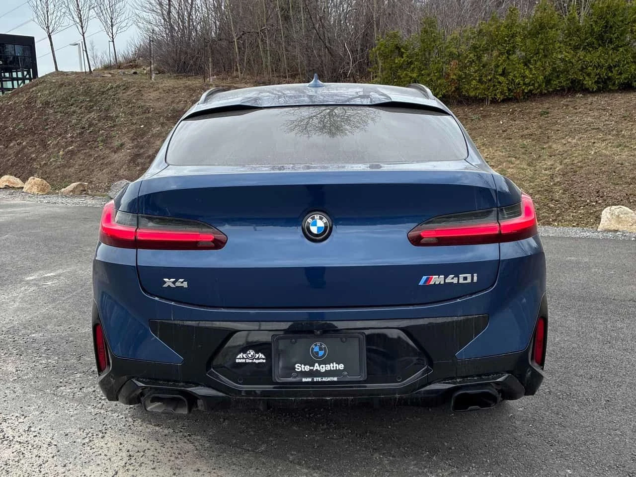 BMW X4  | M40i | RED INT | ПАНОРАМА | ПОДГРЕВИ | , снимка 5 - Автомобили и джипове - 54368289