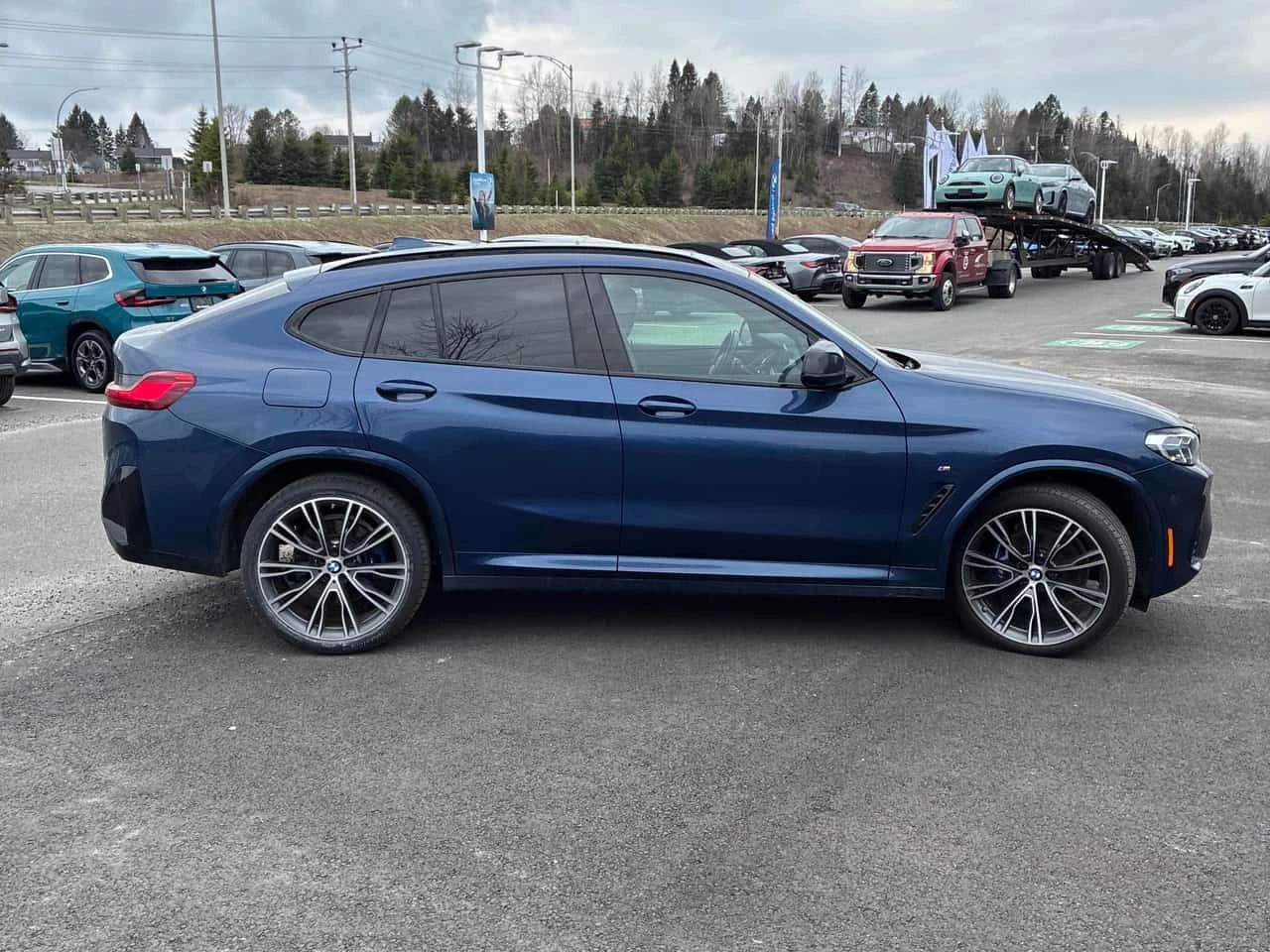 BMW X4  | M40i | RED INT | ПАНОРАМА | ПОДГРЕВИ | , снимка 3 - Автомобили и джипове - 54368289
