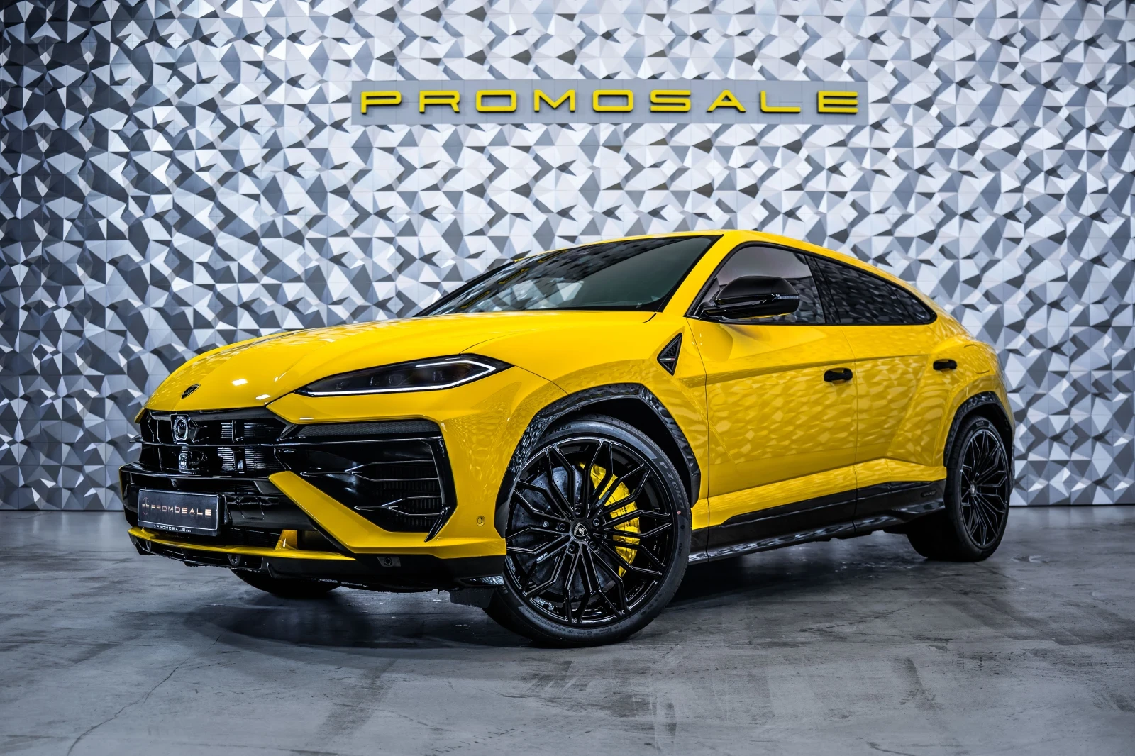 Lamborghini Urus SE Giallo Auge* B&O* Full* ЛИЗИНГ, снимка 2 - Автомобили и джипове - 55456022