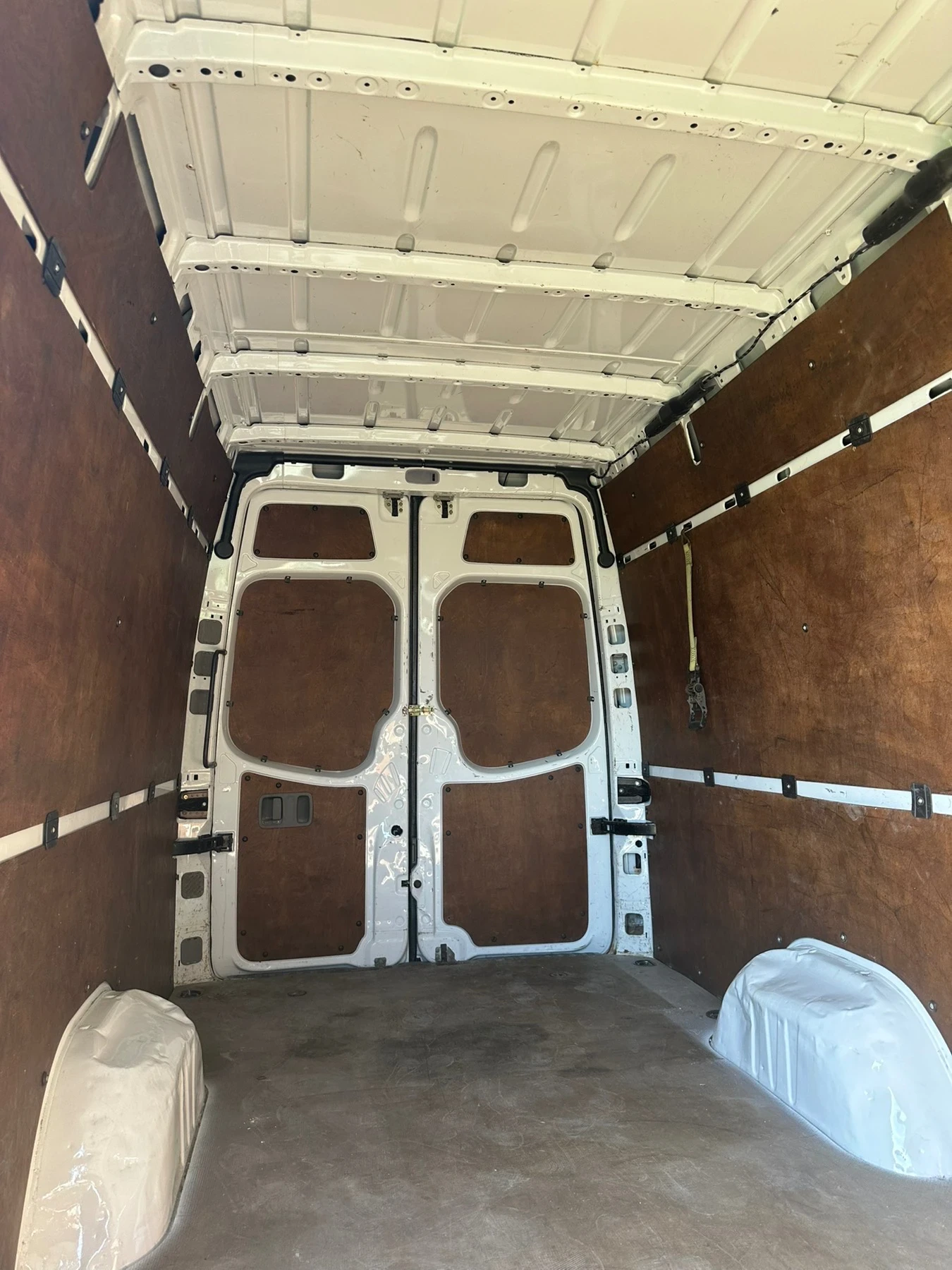 Mercedes-Benz Sprinter 316 МАКСИ - изображение 8