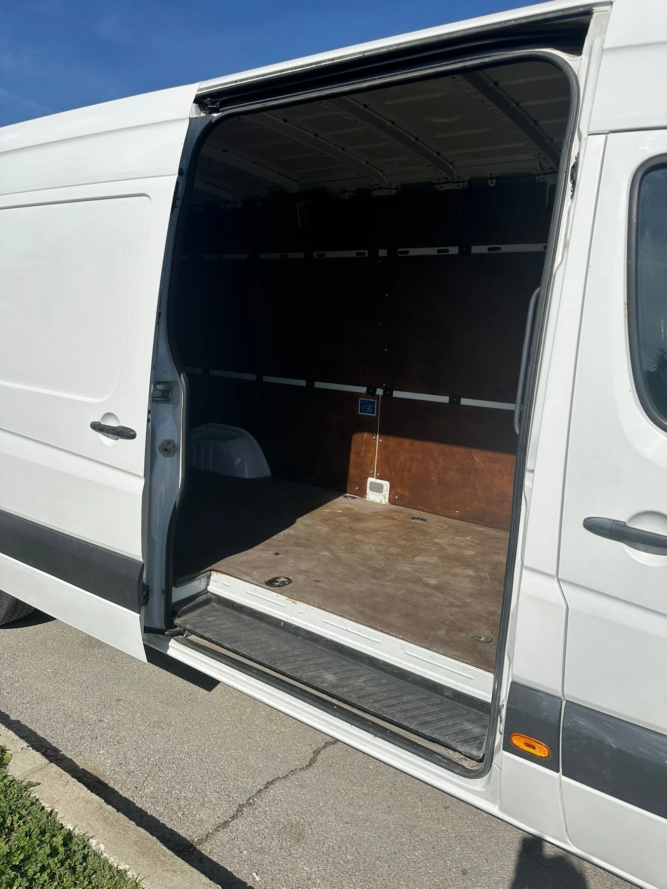 Mercedes-Benz Sprinter 316 МАКСИ - изображение 7