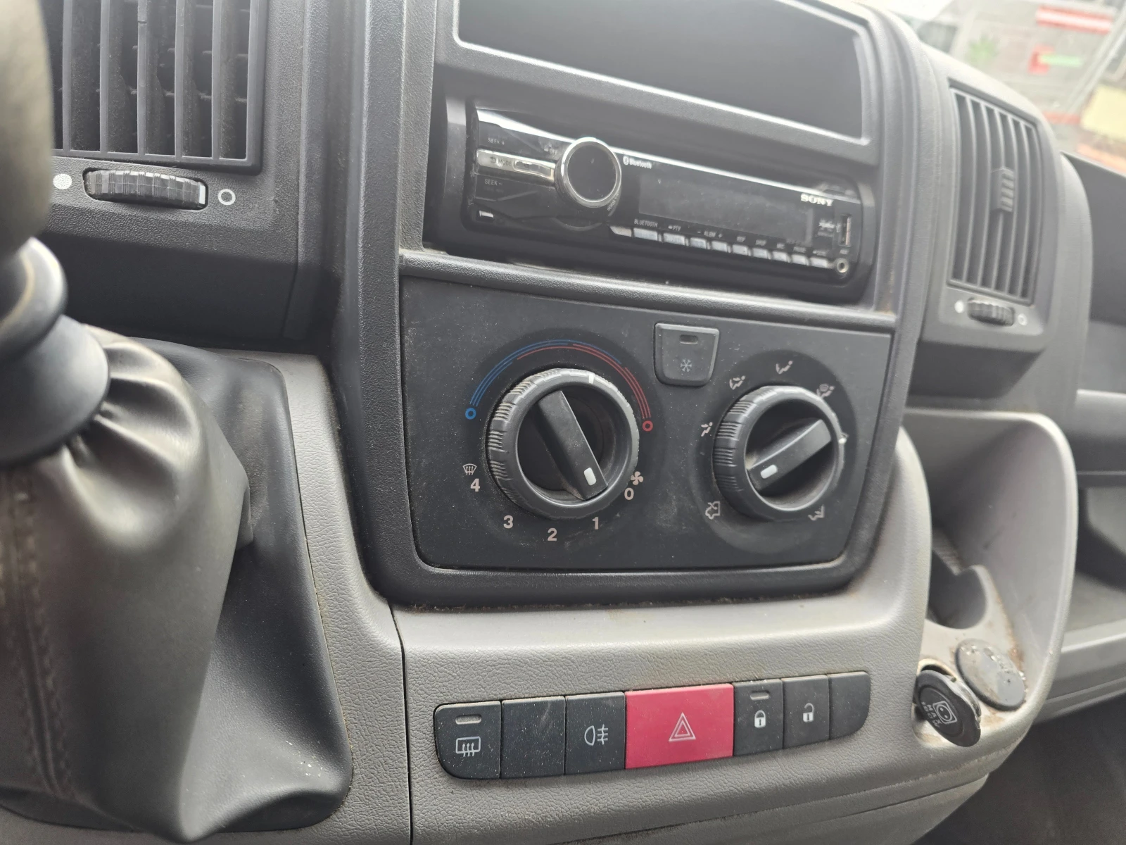 Peugeot Boxer 3.0 HDI 160 ps - изображение 4