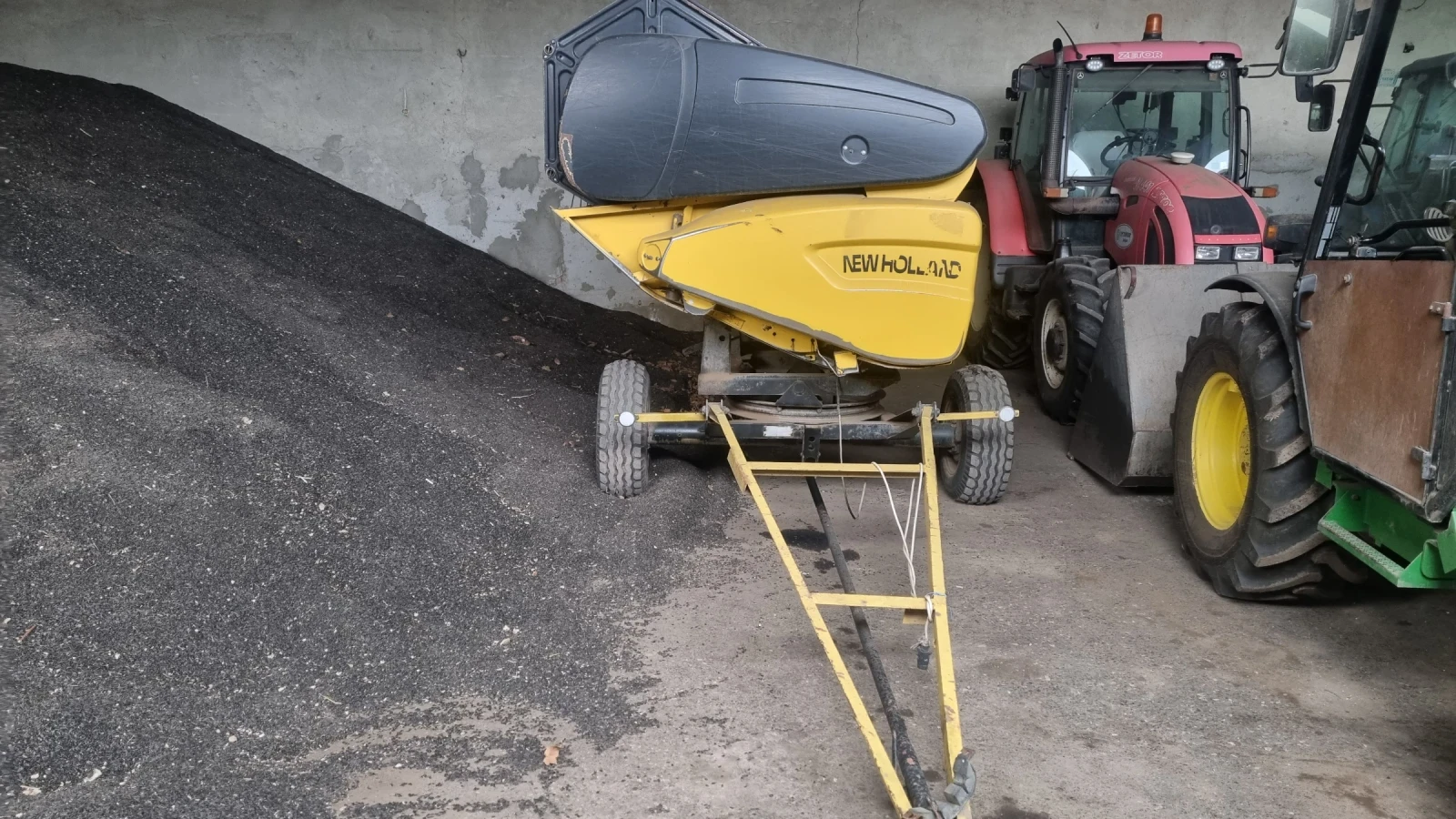 Комбайн New Holland Тх 66, снимка 5 - Селскостопанска техника - 54691977
