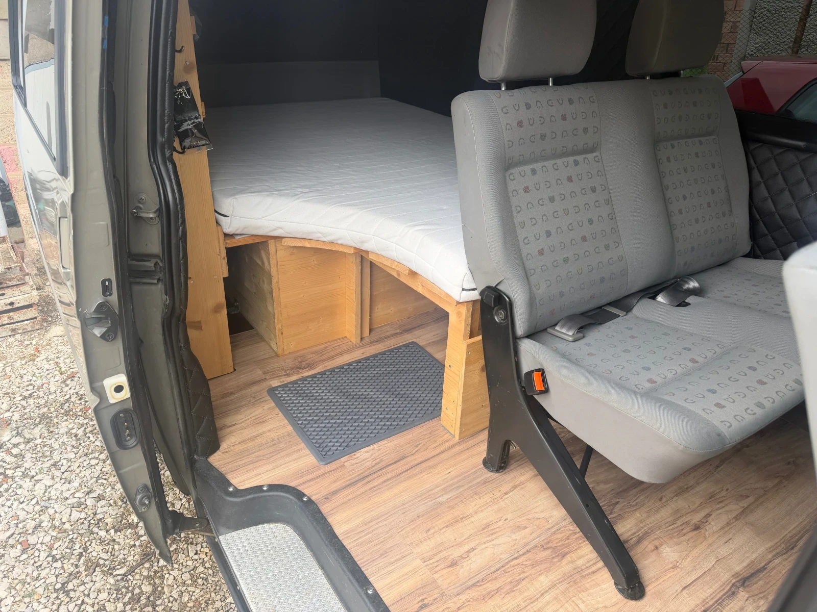 Кемпер VW T4, снимка 14 - Каравани и кемпери - 55444217