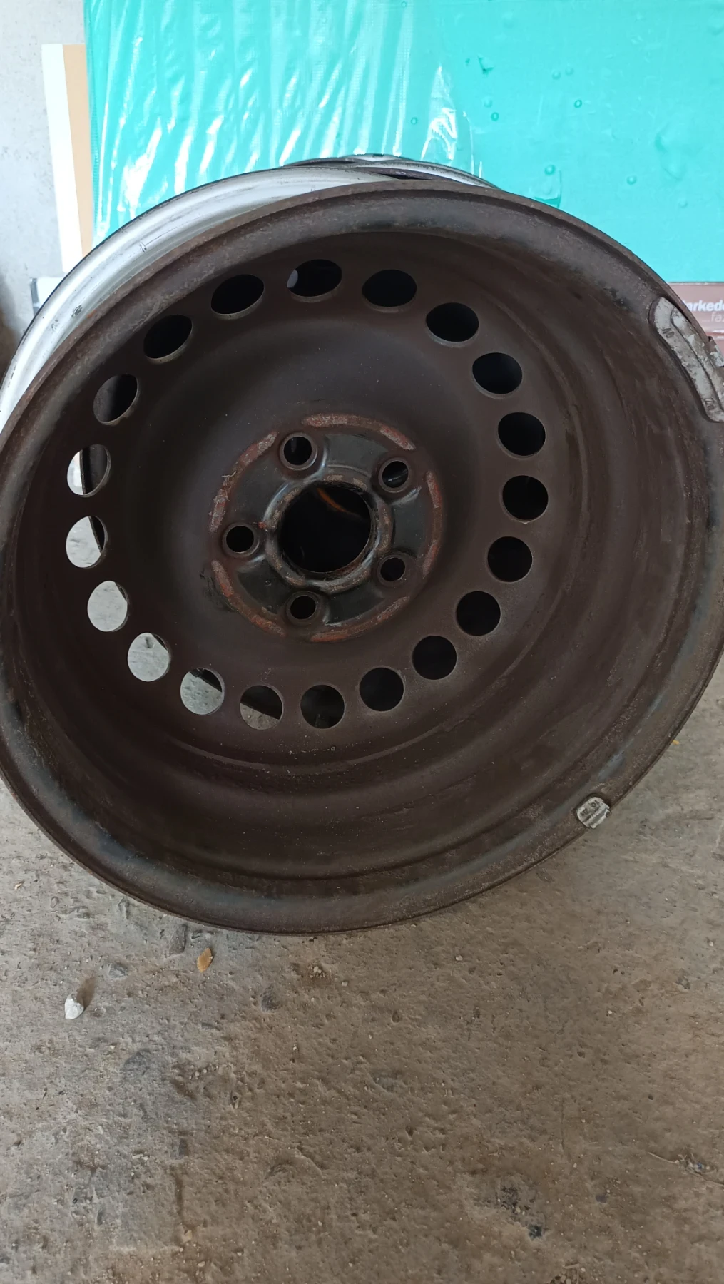 Гуми с джанти Barum 215/65R16, снимка 15 - Гуми и джанти - 55406935