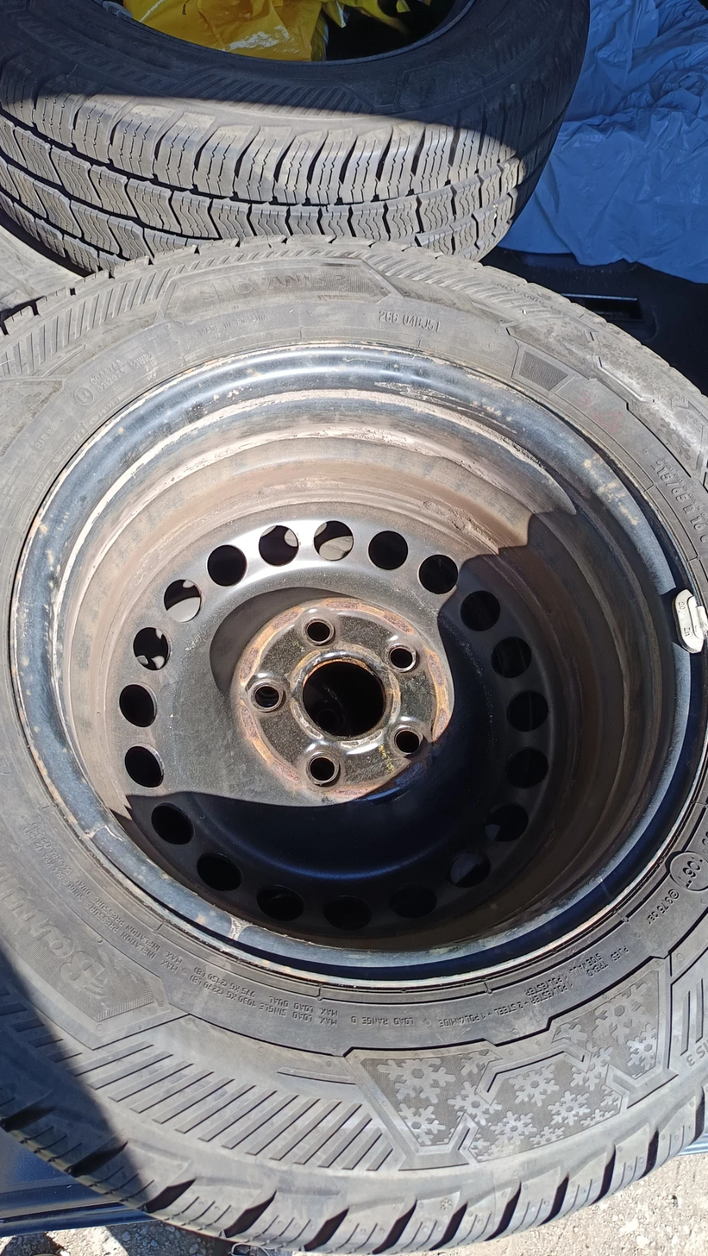 Гуми с джанти Barum 215/65R16, снимка 8 - Гуми и джанти - 54956334