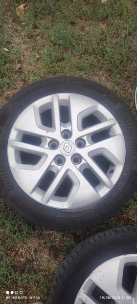        215/50R17  Renault Trafic