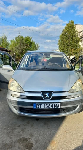 Peugeot 806