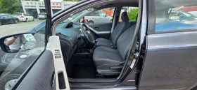 Toyota Yaris 1.3i 100k.c UNIKAT ITALIA 6ck., снимка 8