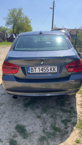 BMW 320, снимка 6 - Автомобили и джипове - 45270371