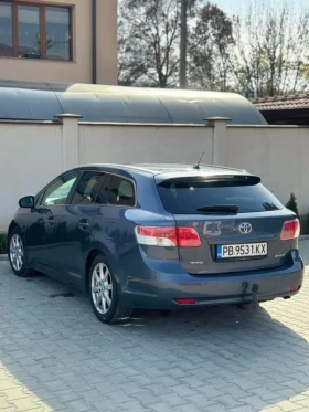 Toyota Avensis 2.2 150 коня, снимка 6