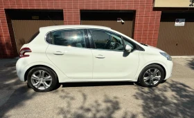 Обява за продажба на Peugeot 208 1 6eHDI Автоматик ~13 999 лв. - изображение 4