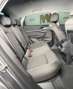 Audi E-Tron 55TFSI Quattro* LED* Въздух, снимка 11