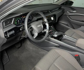 Audi E-Tron 55TFSI Quattro* LED* Въздух, снимка 6
