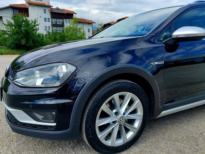 VW Golf ALLTRACK 4MOTION 1.8TFSI, снимка 1 - Автомобили и джипове - 47613161