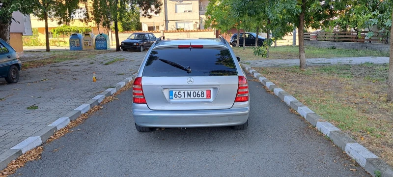 Mercedes-Benz C 220 C220/CDI, снимка 4 - Автомобили и джипове - 47220467