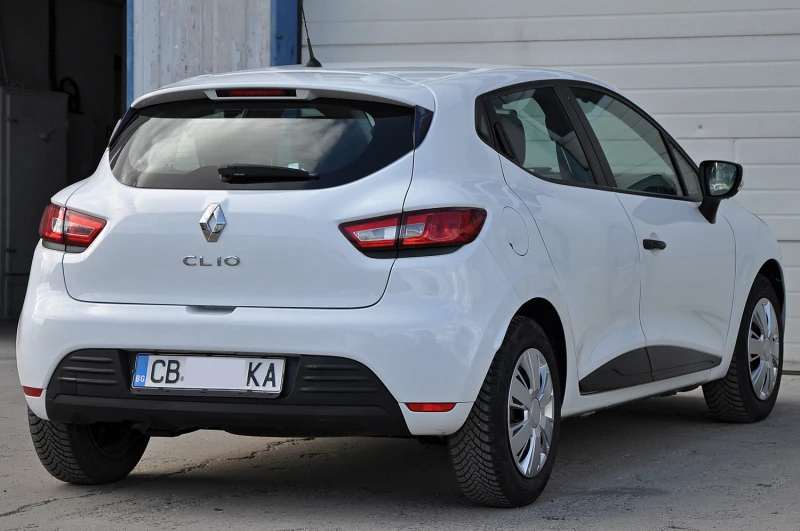 Renault Clio 1.2i EURO 6B, снимка 4 - Автомобили и джипове - 47422904