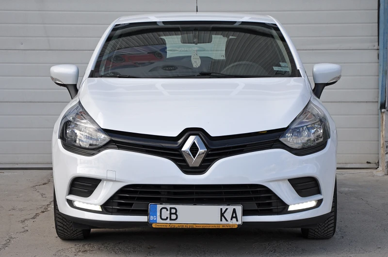 Renault Clio 1.2i EURO 6B, снимка 2 - Автомобили и джипове - 47422904