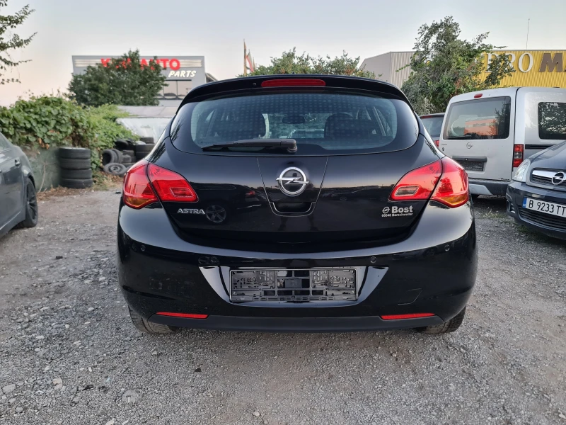 Opel Astra КАТО НОВА СТАРИЯ МОТОР, снимка 6 - Автомобили и джипове - 47514652